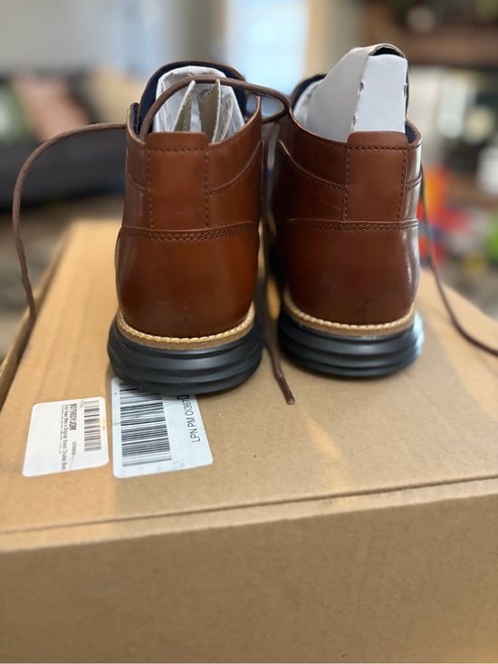 Cole Haan Men\'s Tan/Brown Leather Chukka Boots